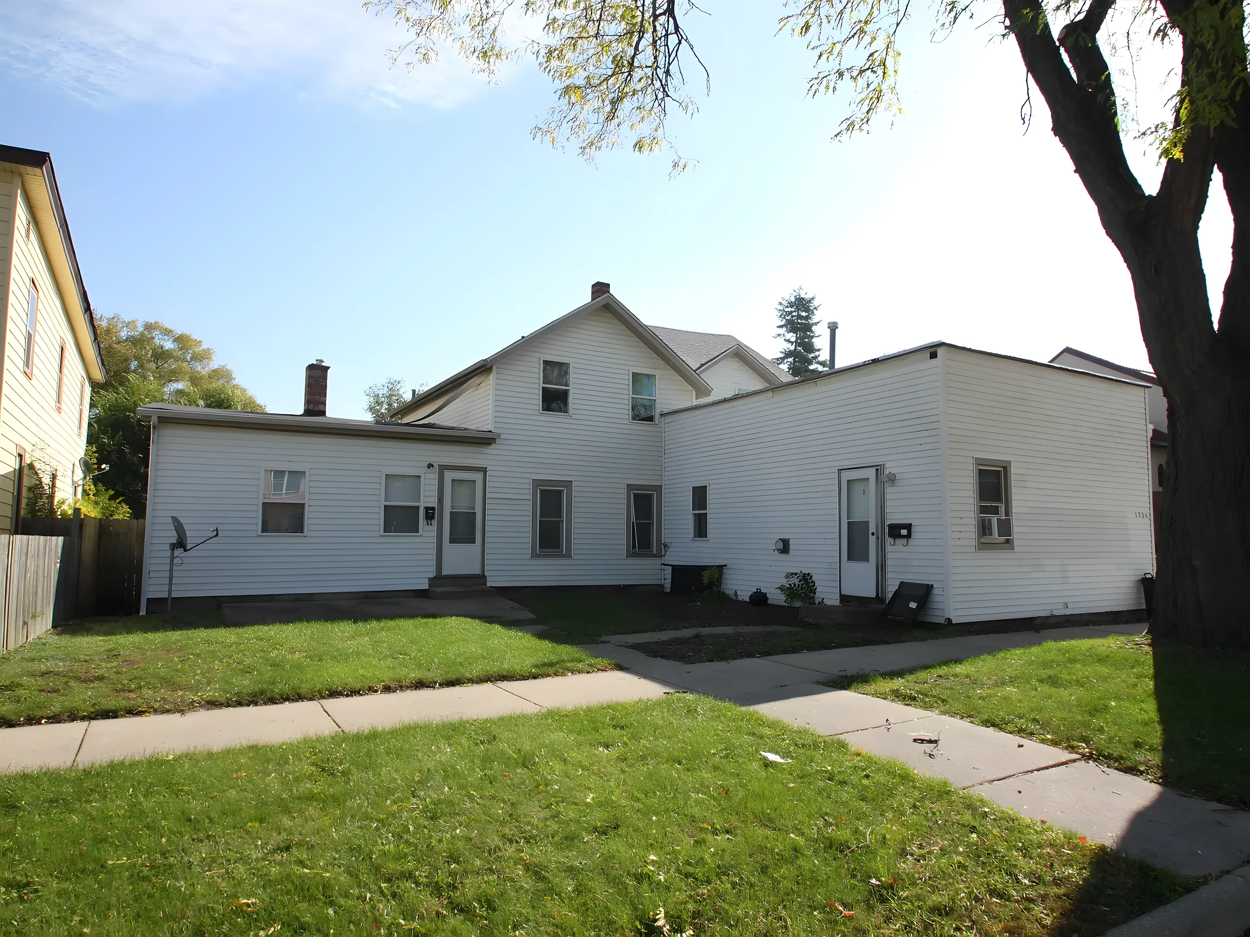 1236 Winnebago St — Rockford, IL